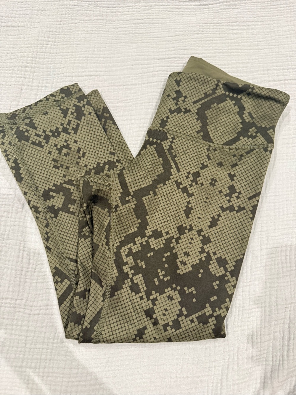 Lululemon Olive Green Snake-Print Reptile Leggings